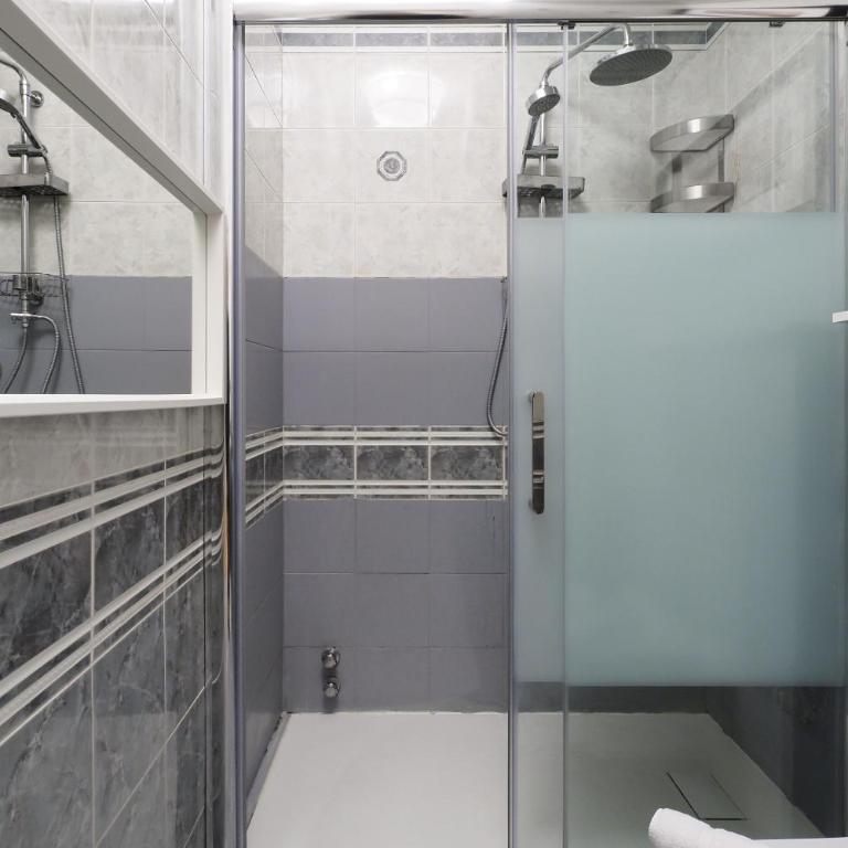 PrimoPiano - Via Pavia - Appartamento con 2 Camere da Letto - 23