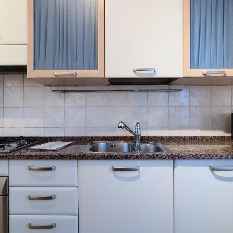 PrimoPiano - Via Pavia - Appartamento con 2 Camere da Letto - 7