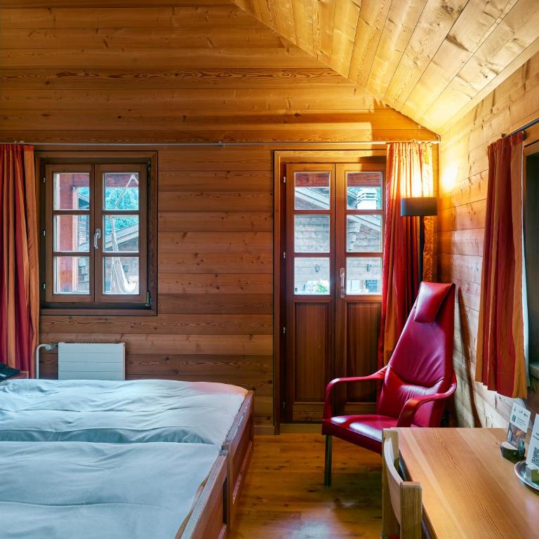 Hotel Glocke - Doppelzimmer mit Balkon - 1
