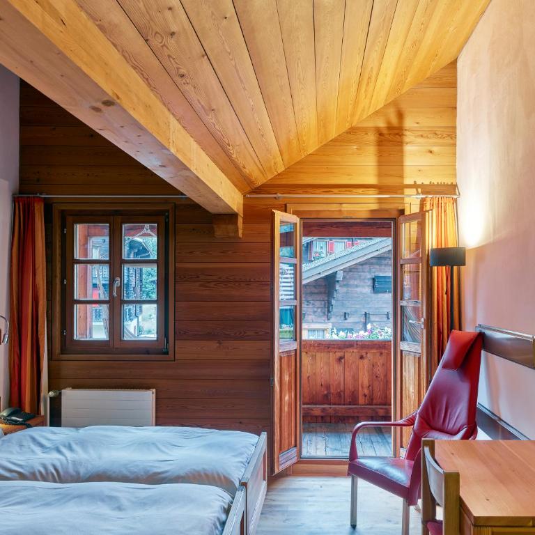 Hotel Glocke - Doppelzimmer mit Balkon - 5