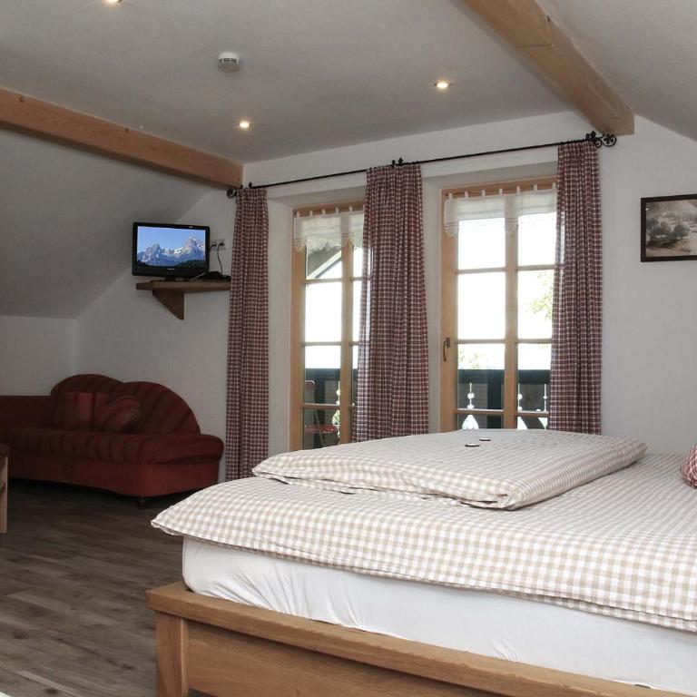 Berggasthof Pechhäusl - Doppelzimmer mit Balkon - 2
