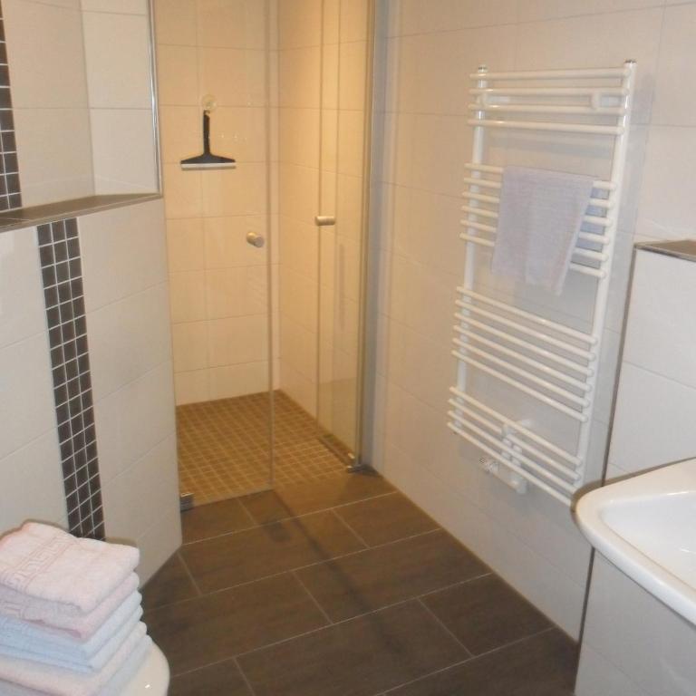 Berggasthof Pechhäusl - Doppelzimmer mit Balkon - 5