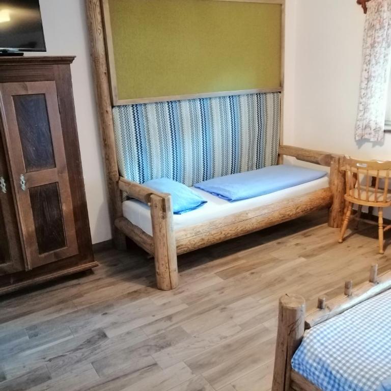 Berggasthof Pechhäusl - Doppelzimmer mit Balkon - 3