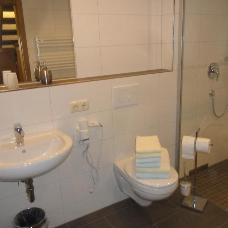 Berggasthof Pechhäusl - Budget Doppelzimmer - 4