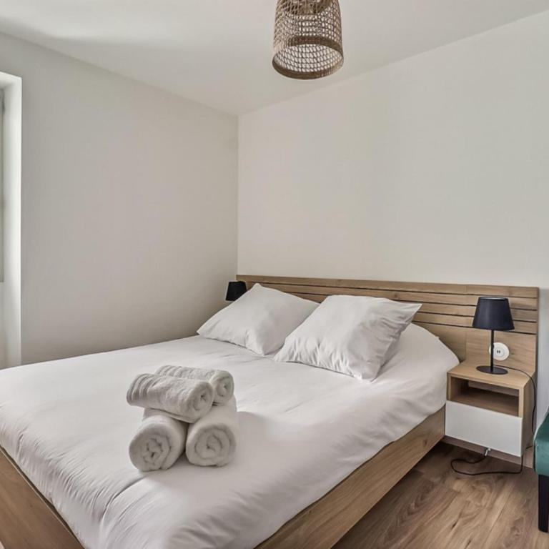 L'Exception - One-Bedroom Apartment - 3