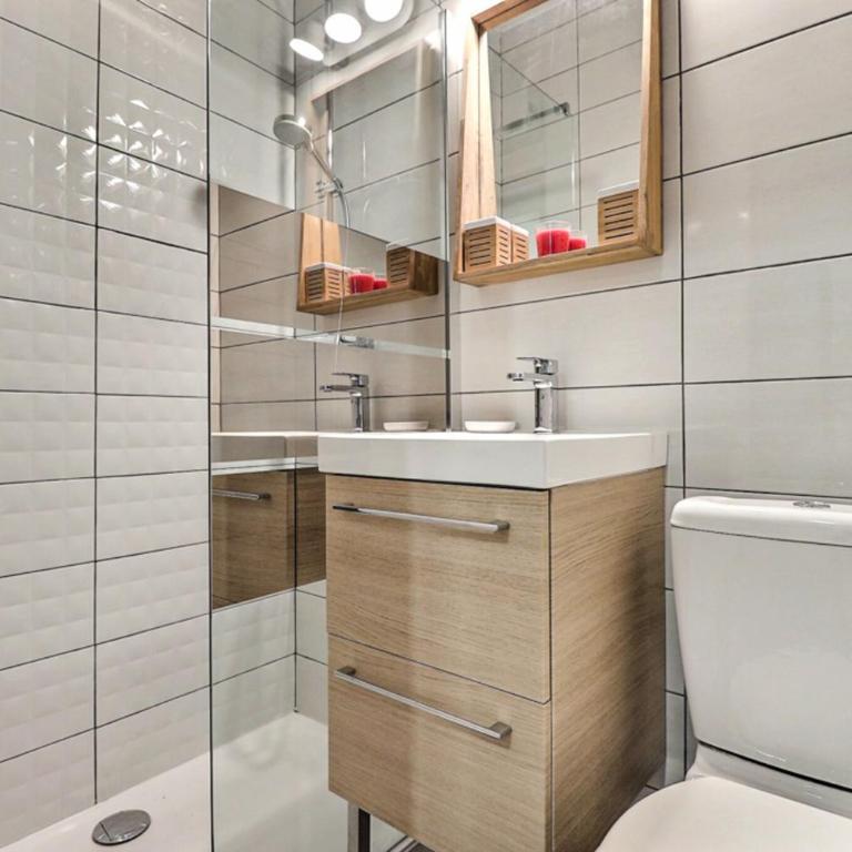 L'Exception - One-Bedroom Apartment - 8