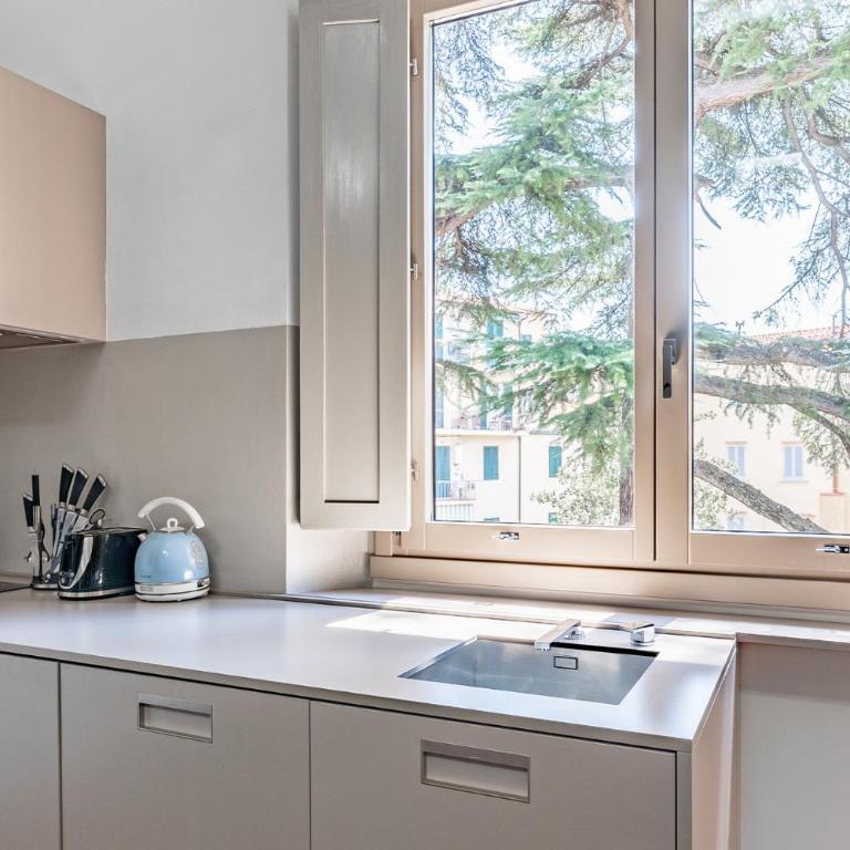 Numa Florence Vita - Ampio Appartamento su 2 Livelli con 2 Camere da Letto - 5