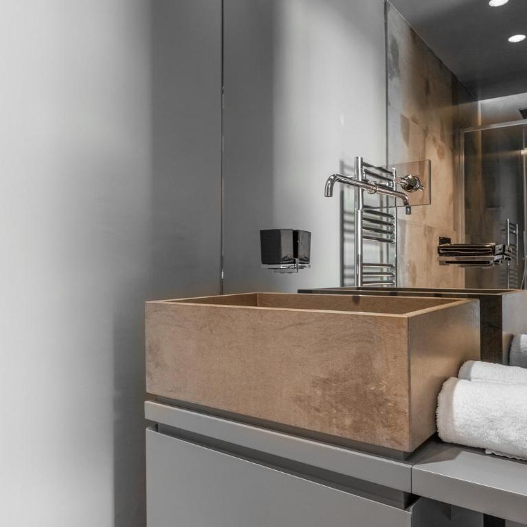 Numa Florence Vita - Ampio Appartamento su 2 Livelli con 2 Camere da Letto - 11
