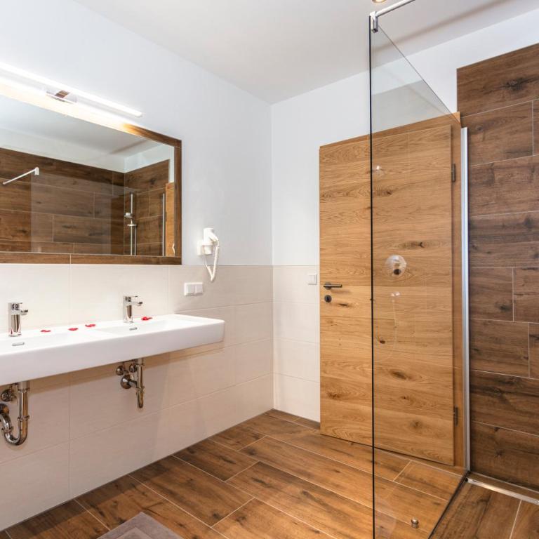 Hinteraigengut - Apartment mit 3 Schlafzimmern und Dusche - 28