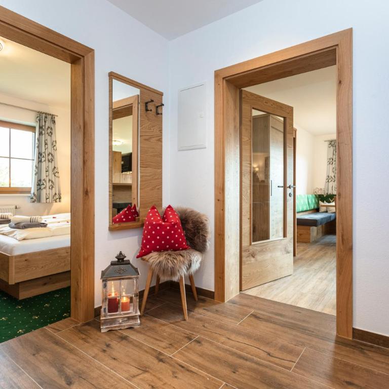 Hinteraigengut - Apartment mit 3 Schlafzimmern und Dusche - 9