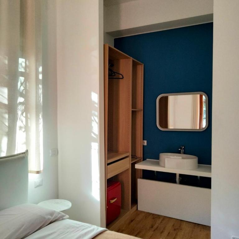 La Villa bed & breakfast - Double Room with Private Bathroom - 13