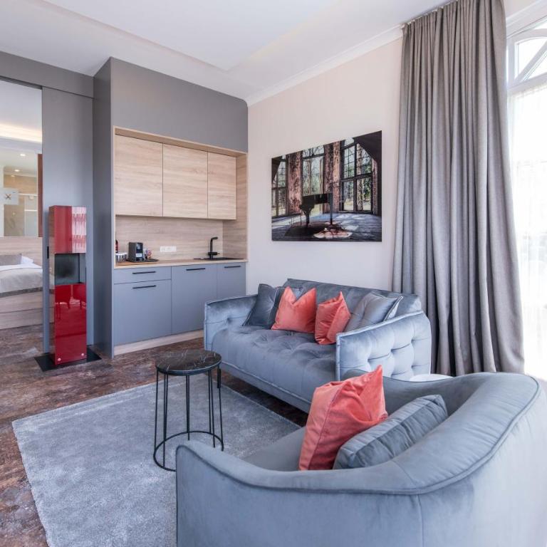 Lust und Laune Hotel am Wörthersee - Suite mit Seeblick und Balkon oder Terrasse - 11
