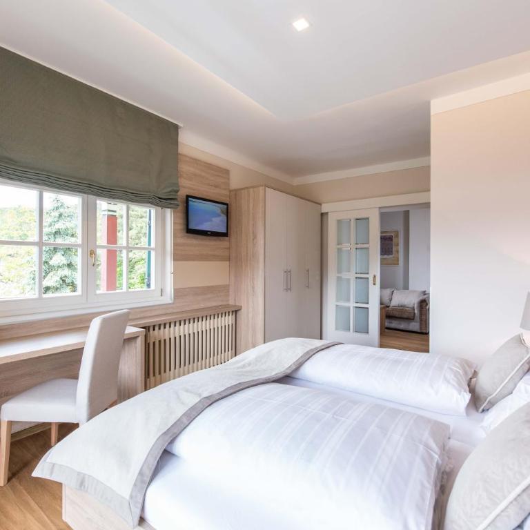 Lust und Laune Hotel am Wörthersee - Großes Doppelzimmer mit Balkon und Seeblick - 3