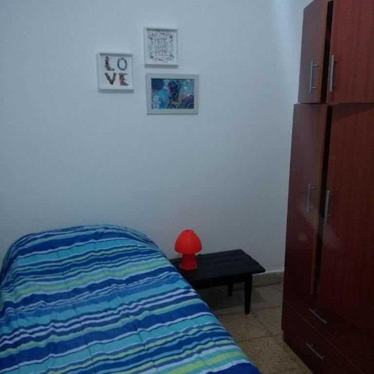 HA! 2 Resi para estudiantes - Habitación Individual Pequeña - 1