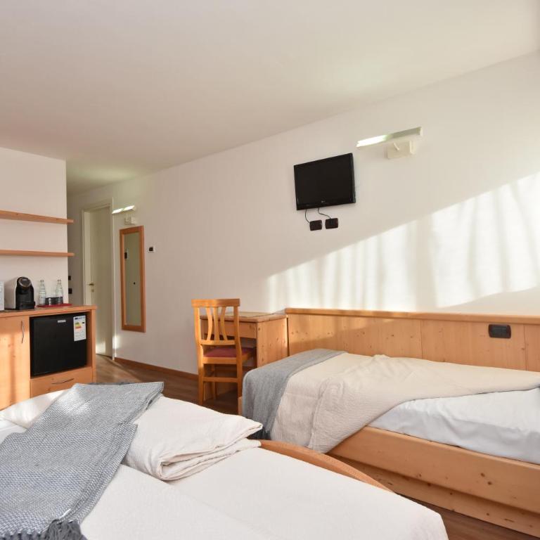 Negritella Sweet Hotel - Camera Tripla Standard - 3