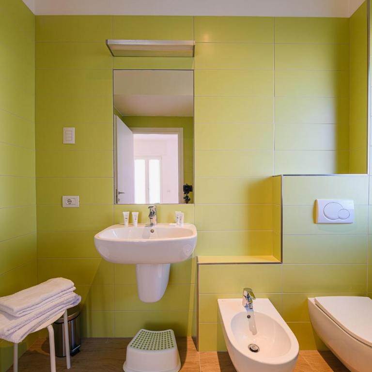 Alessia' s Home B&B-next to Bernina Express - Habitación Familiar Superior - 9