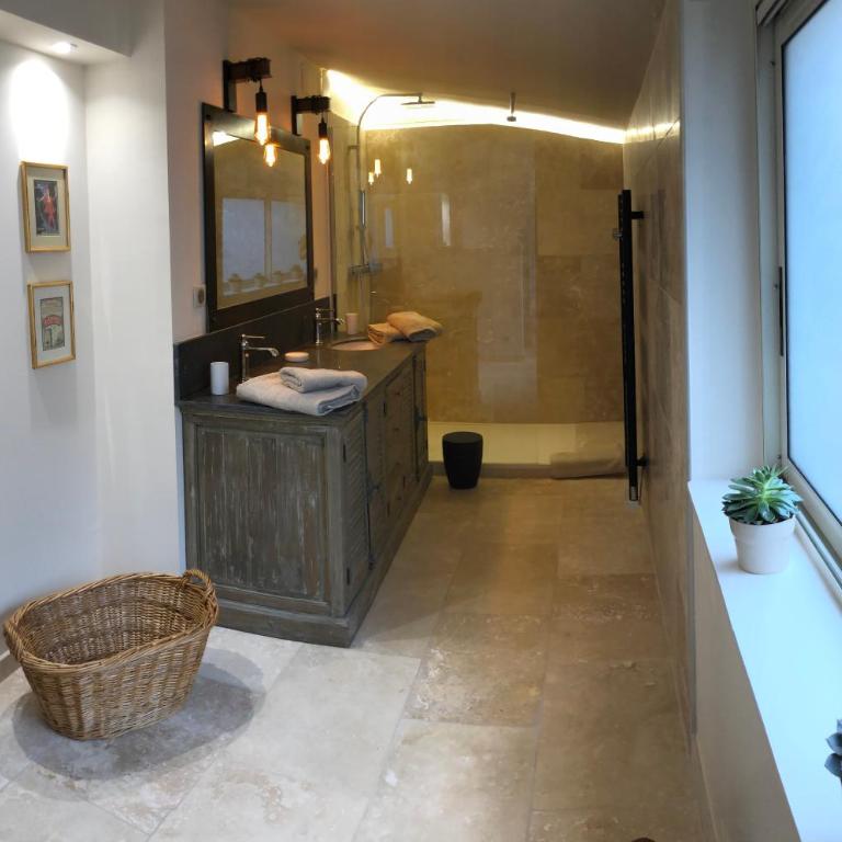 Le Loft sur les quais - Two-Bedroom Apartment - 12