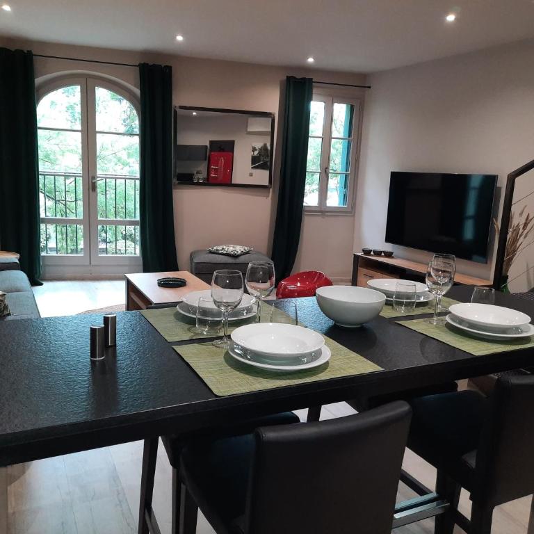 Le Loft sur les quais - Two-Bedroom Apartment - 1