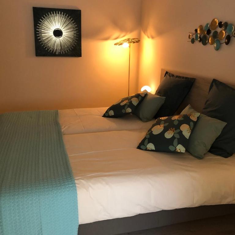 Le Loft sur les quais - Two-Bedroom Apartment - 11