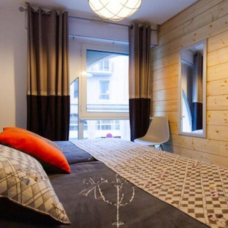 APPARTEMENT CENTRE VILLE WIFI PARKING DRAPS FOURNIS - Appartement 2 Chambres - 23