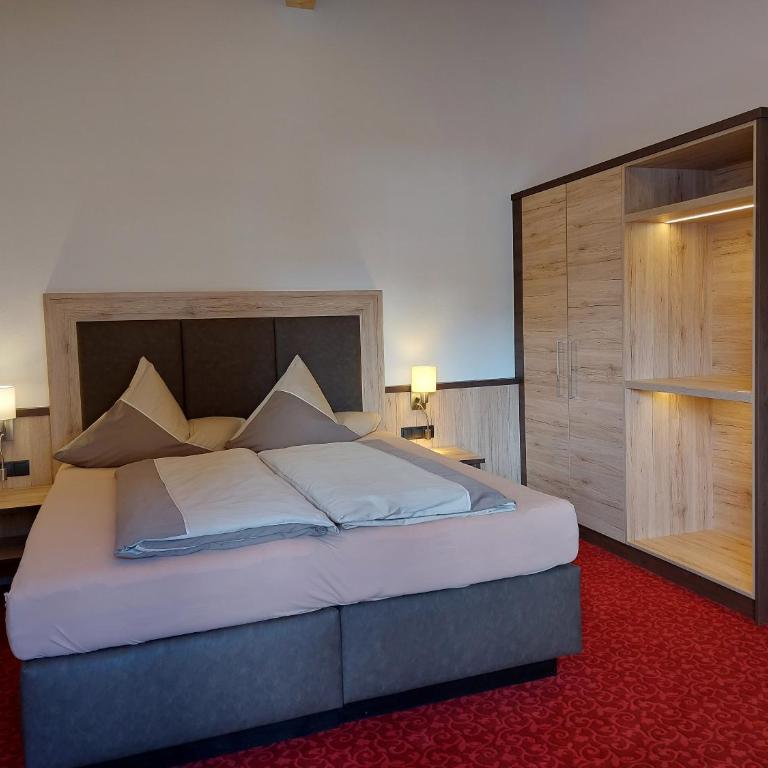 Pension Zur alten Mühle - Doppelzimmer mit Balkon - 1