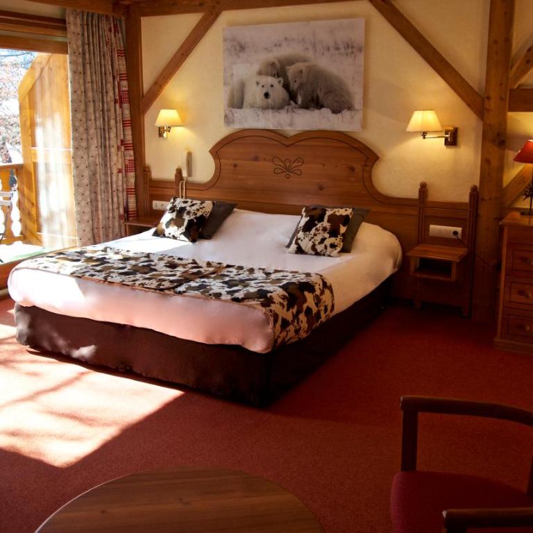 Hôtel Serre Palas - Chambre Double - Vue sur Montagne - 2