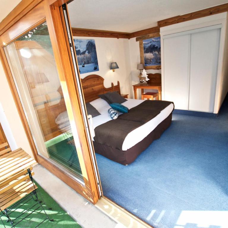Hôtel Serre Palas - Chambre Familiale - Vue sur Montagne - 5