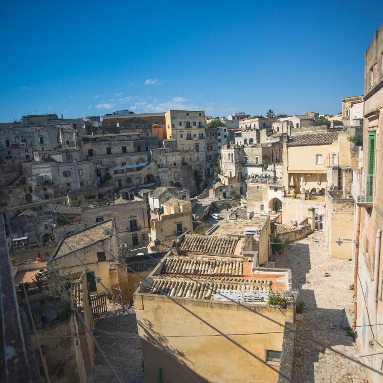 Donna Lina - Camera Matrimoniale con Balcone - 17