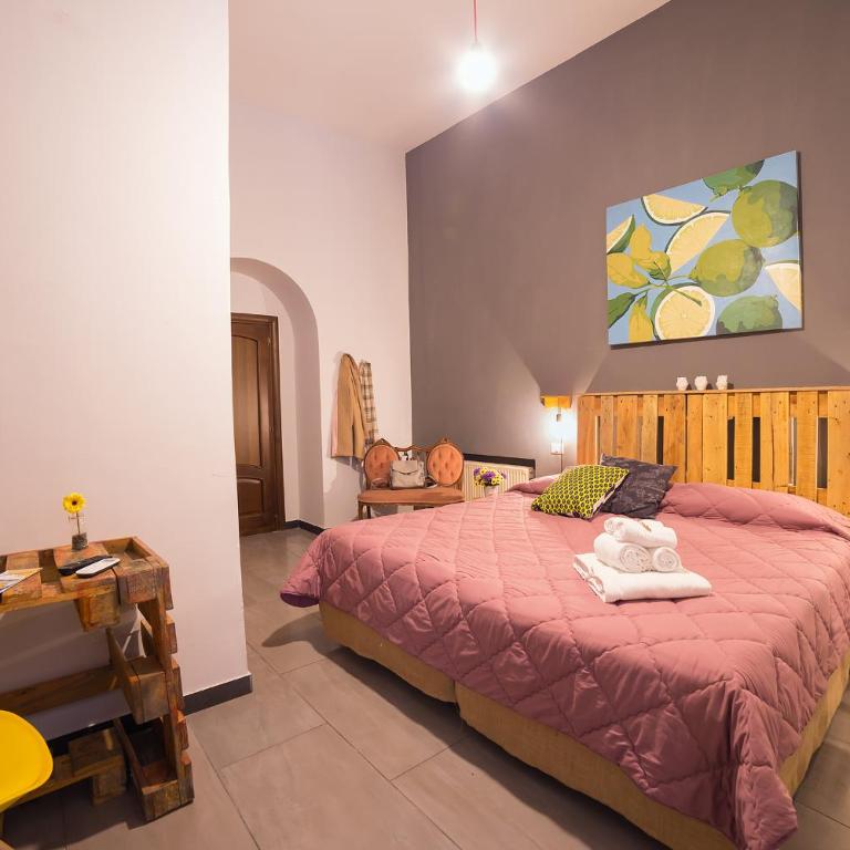 Toledo H, Naples Historical Center, by ClaPa Group - Camera Queen Deluxe - 6