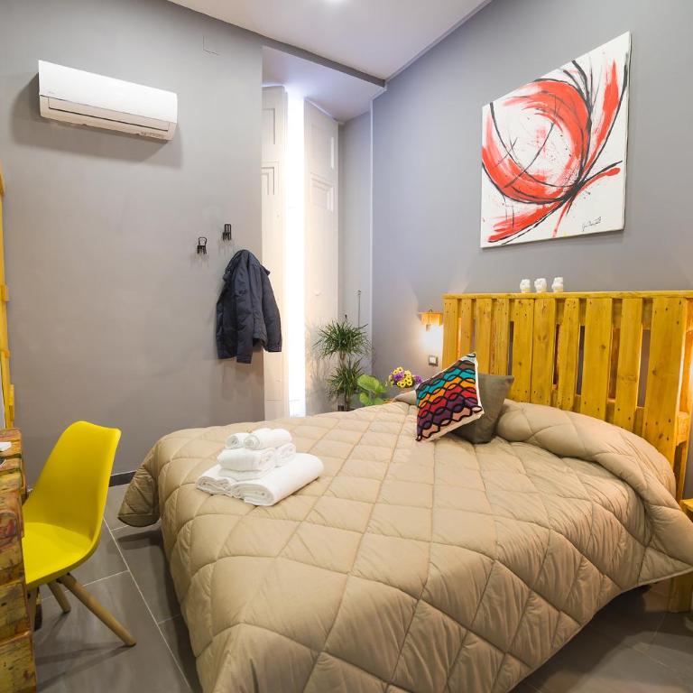Toledo H, Naples Historical Center, by ClaPa Group - Camera Matrimoniale Superior - 3