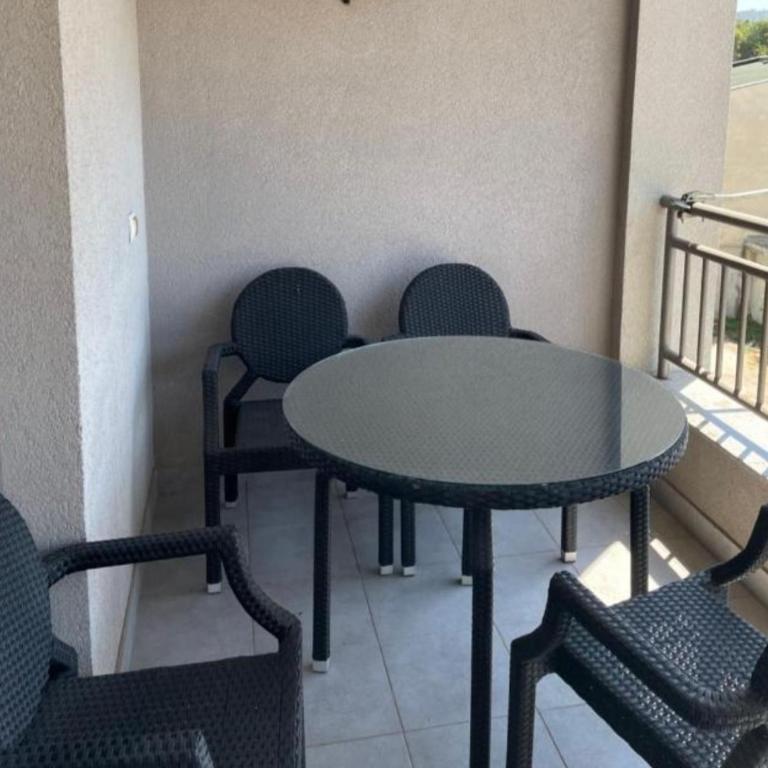 Seaview Apartment - One-Bedroom Apartment - 7