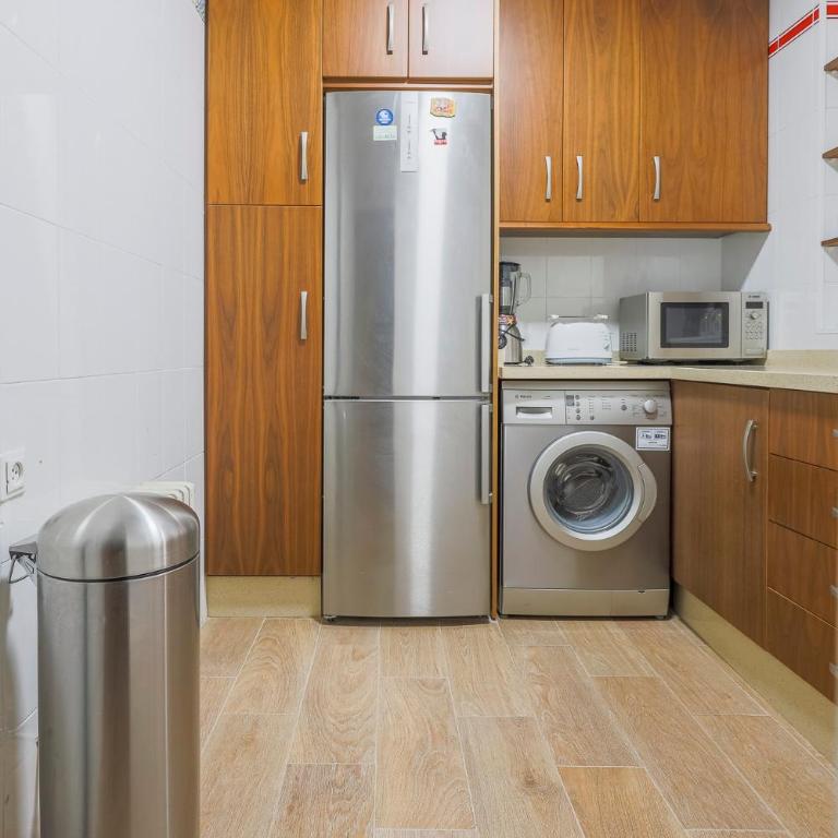 Apartamentos Alameda del Tajo I Parquing Centro - Apartamento con balcón - 11