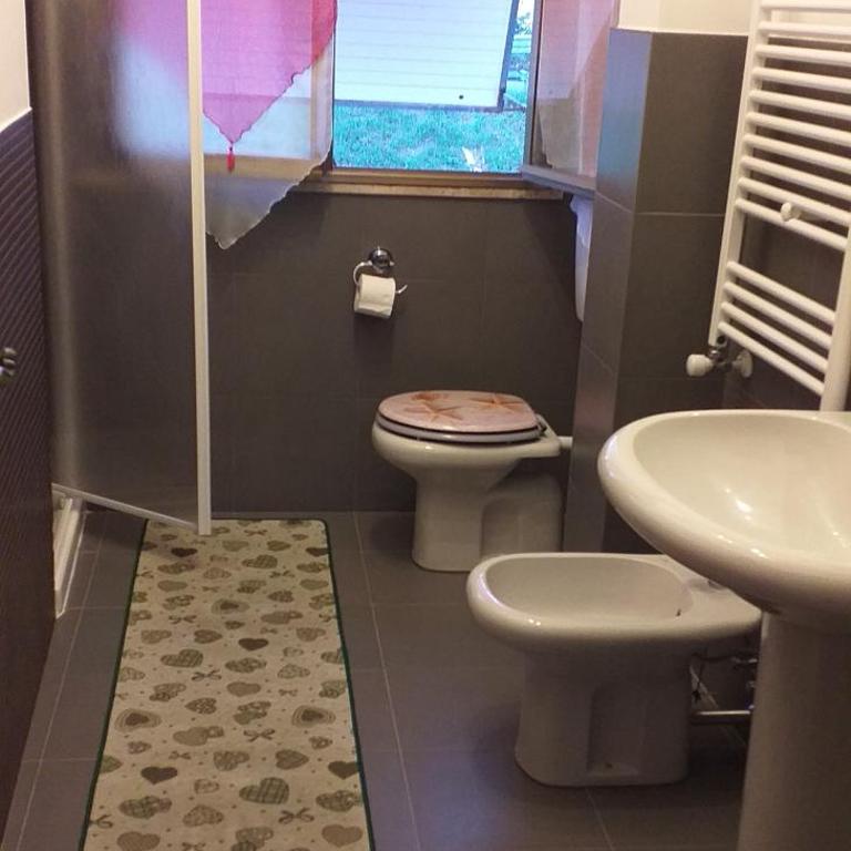 B&B da Debora - Camera Tripla con Bagno in Comune - 7