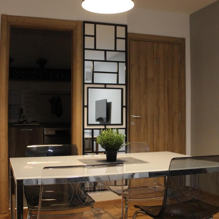 Summit aptm , parking in garage - Apartman - 2