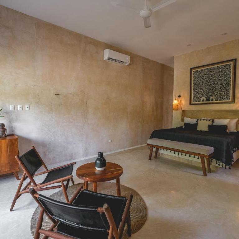 Wakax Hacienda - Cenote & Boutique Hotel - Small Luxury Hotels of the World - Suite Casita Superior con Terraza - 1