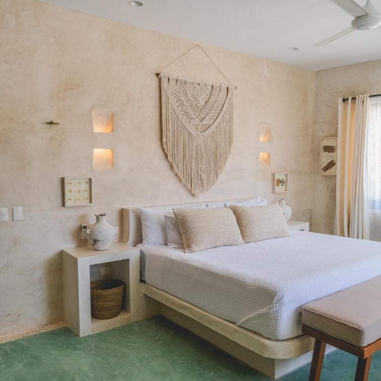 Wakax Hacienda - Cenote & Boutique Hotel - Small Luxury Hotels of the World - Suite Doble Deluxe - 1