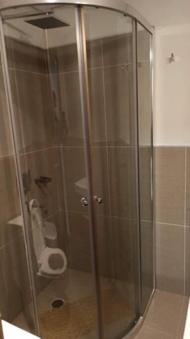 Z SHOPPING LA GALERIA APT Great Location! Low price! Full amenities! - One-Bedroom Apartment - 7