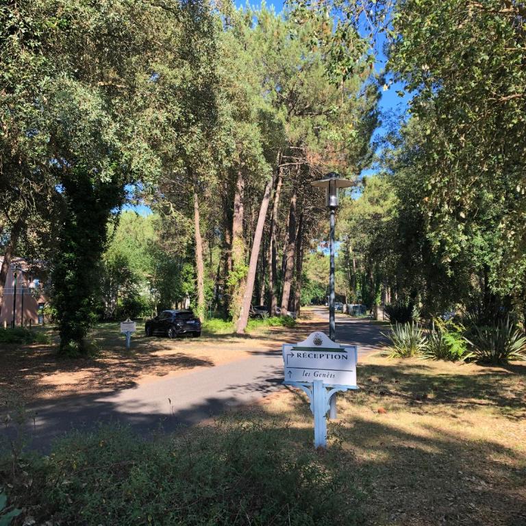 Jolie petite maison à Vieux Boucau avec piscine chauffée - Domaine du Golf de Pinsolle - Maison de Vacances - 13