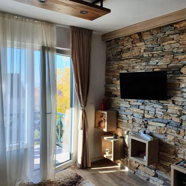 Lux Apartman Lucky - One-Bedroom Apartment - 13