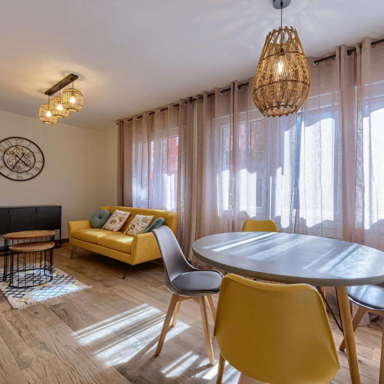 Vivienda Turística de Diseño Elegante - Two-Bedroom Apartment - 18