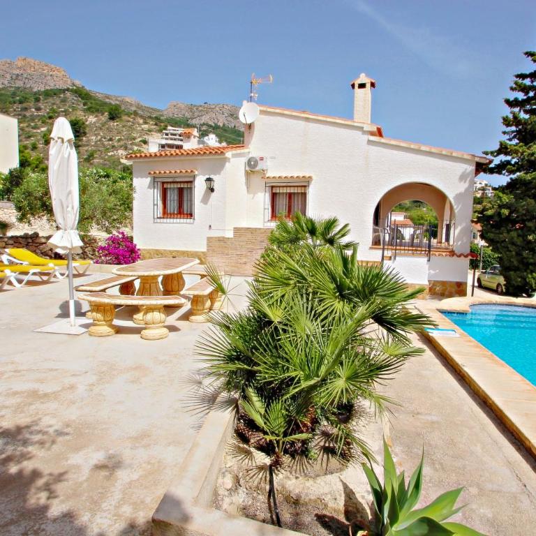 Laura-29A - pretty holiday property with garden and private pool in Calpe - Casa de 4 dormitorios - 11