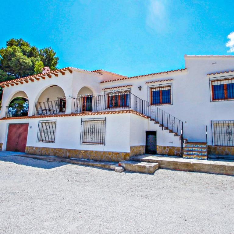 Laura-29A - pretty holiday property with garden and private pool in Calpe - Casa de 4 dormitorios - 15