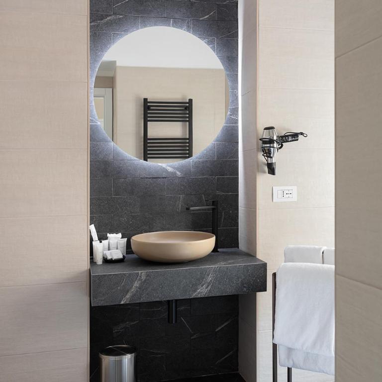 Hotel Poerio 25 Boutique Stay - Suite - 13