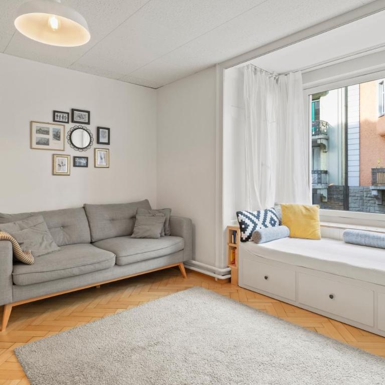 Modern & Central Apartments - Apartment - 1