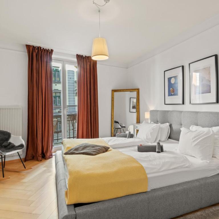 Modern & Central Apartments - Apartment - 10