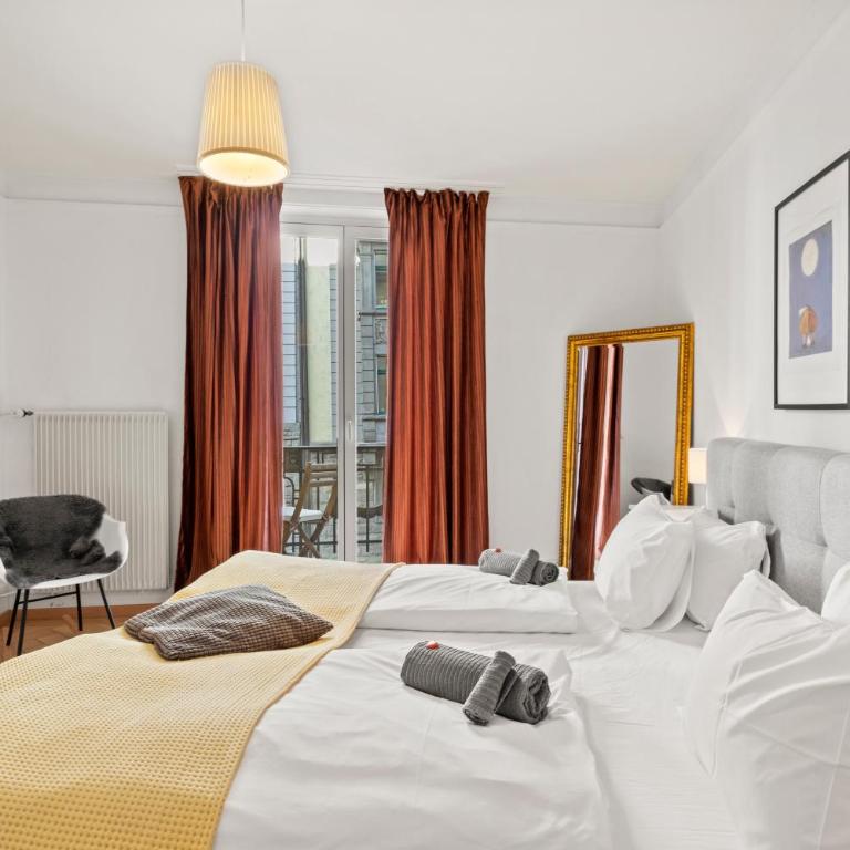 Modern & Central Apartments - Apartment - 9