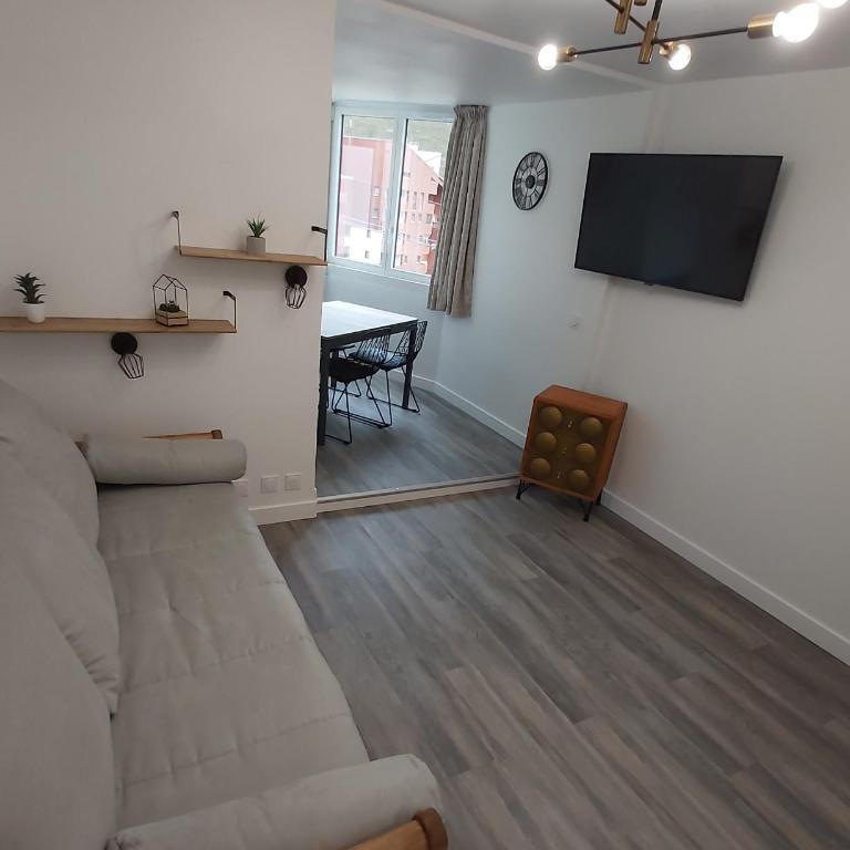 Menuires - Appart 5pers Skis aux pieds-piste à coté-Parking prive - Apartamento - 2