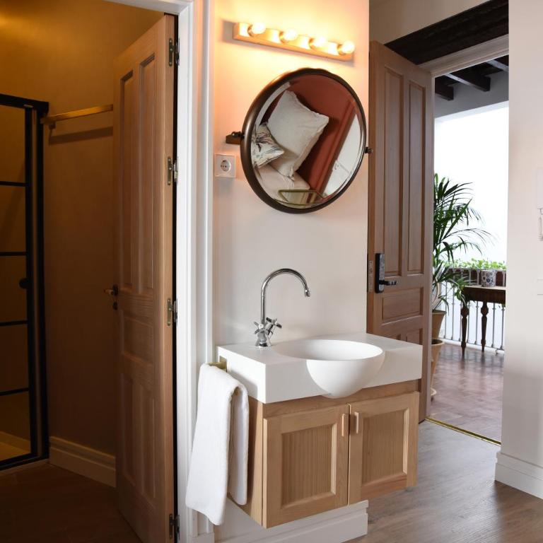 Honest Sevilla Apartments - Apartamento Estándar - 6