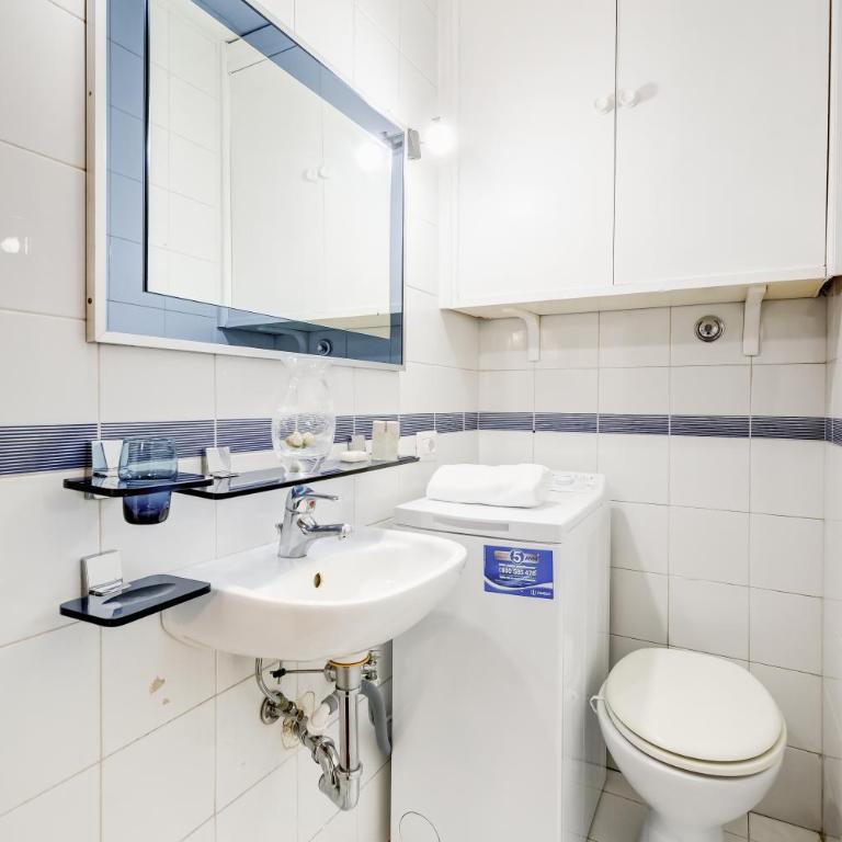 Large and bright apartment amazing view Basilica San Giovanni in Laterano - Two-Bedroom Apartment - 36