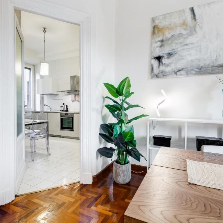 Large and bright apartment amazing view Basilica San Giovanni in Laterano - Two-Bedroom Apartment - 7